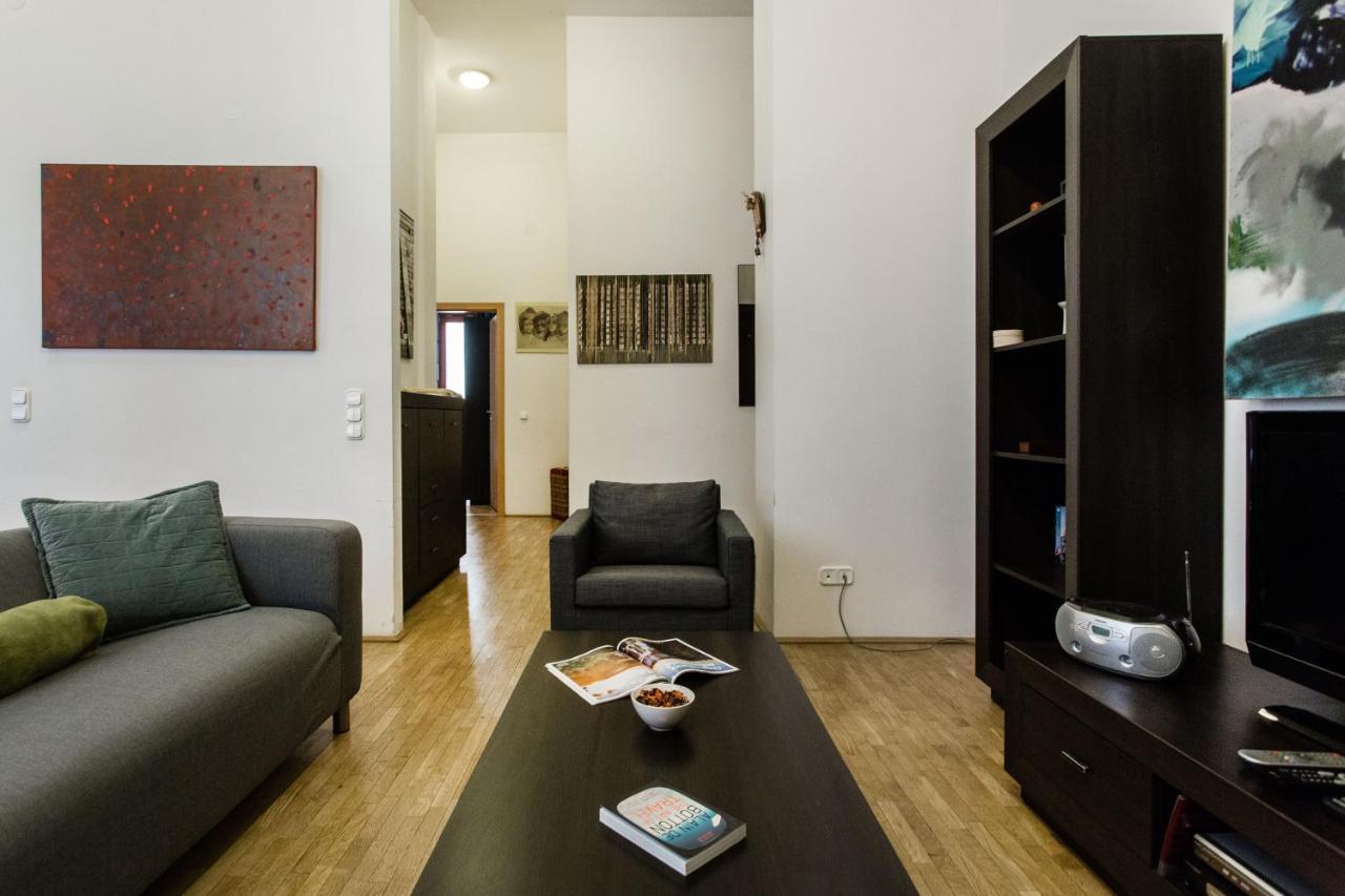 Family Suite By Heroes' Square Boedapest Buitenkant foto